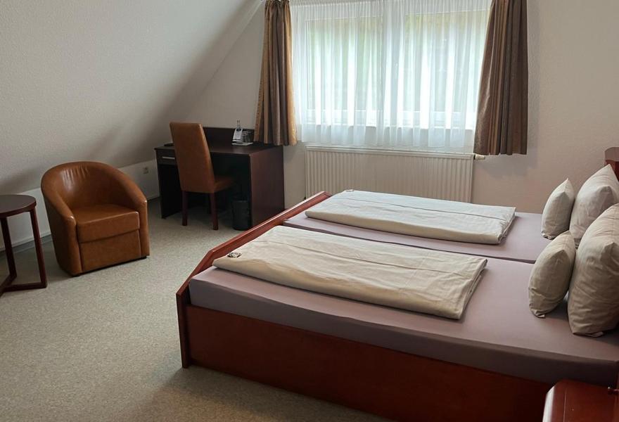 Akzent Hotel Goldener Ochsen Cröffelbach Zewnętrze zdjęcie